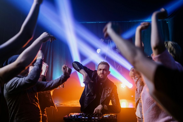 Fatih Trabzon Müzikleriyle Dünyayı Sallıyor: TikTok’un Yeni Fenomeni